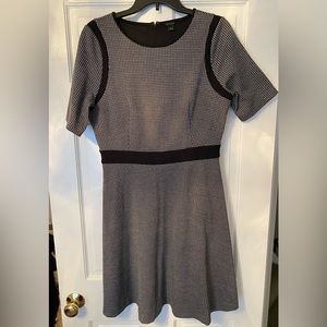 Ann Taylor Womens Dress Size 8 Black White Houndstooth Fit & Flare Ponte Knit